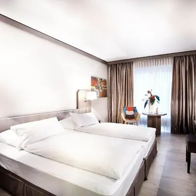 Hotel Duesseldorf City By Tulip Inn