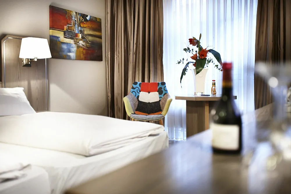 Hotel Duesseldorf City By Tulip Inn