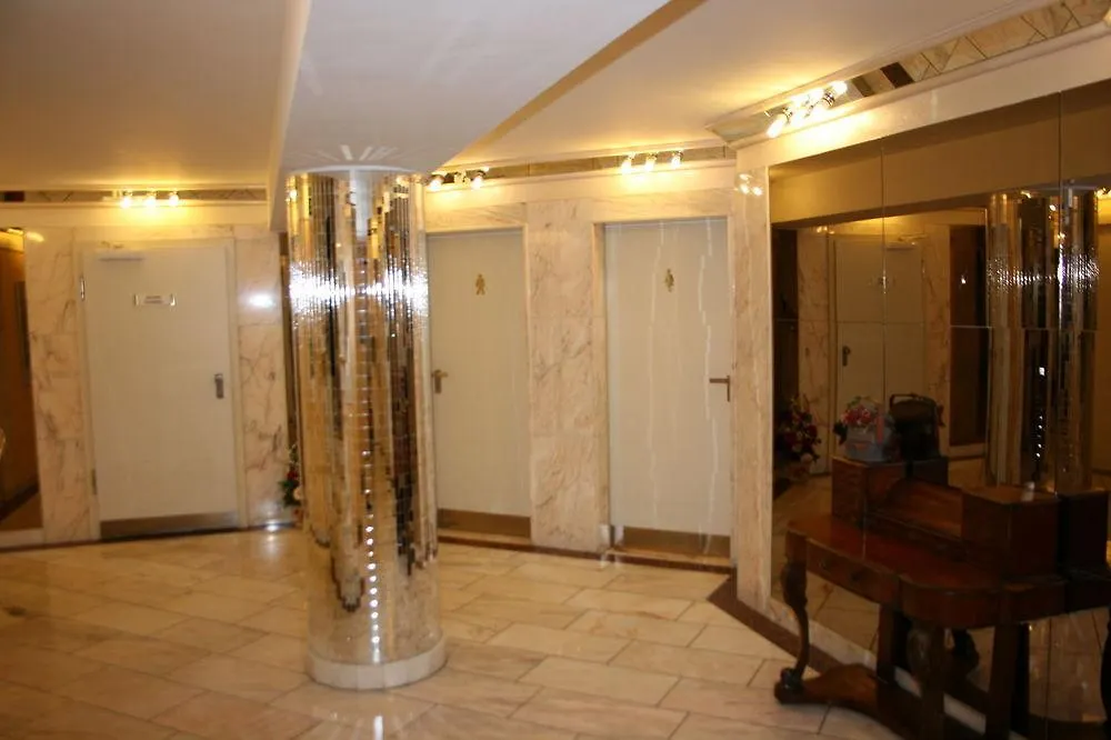 Hotel Düsseldorf City by Tulip Inn 4*,